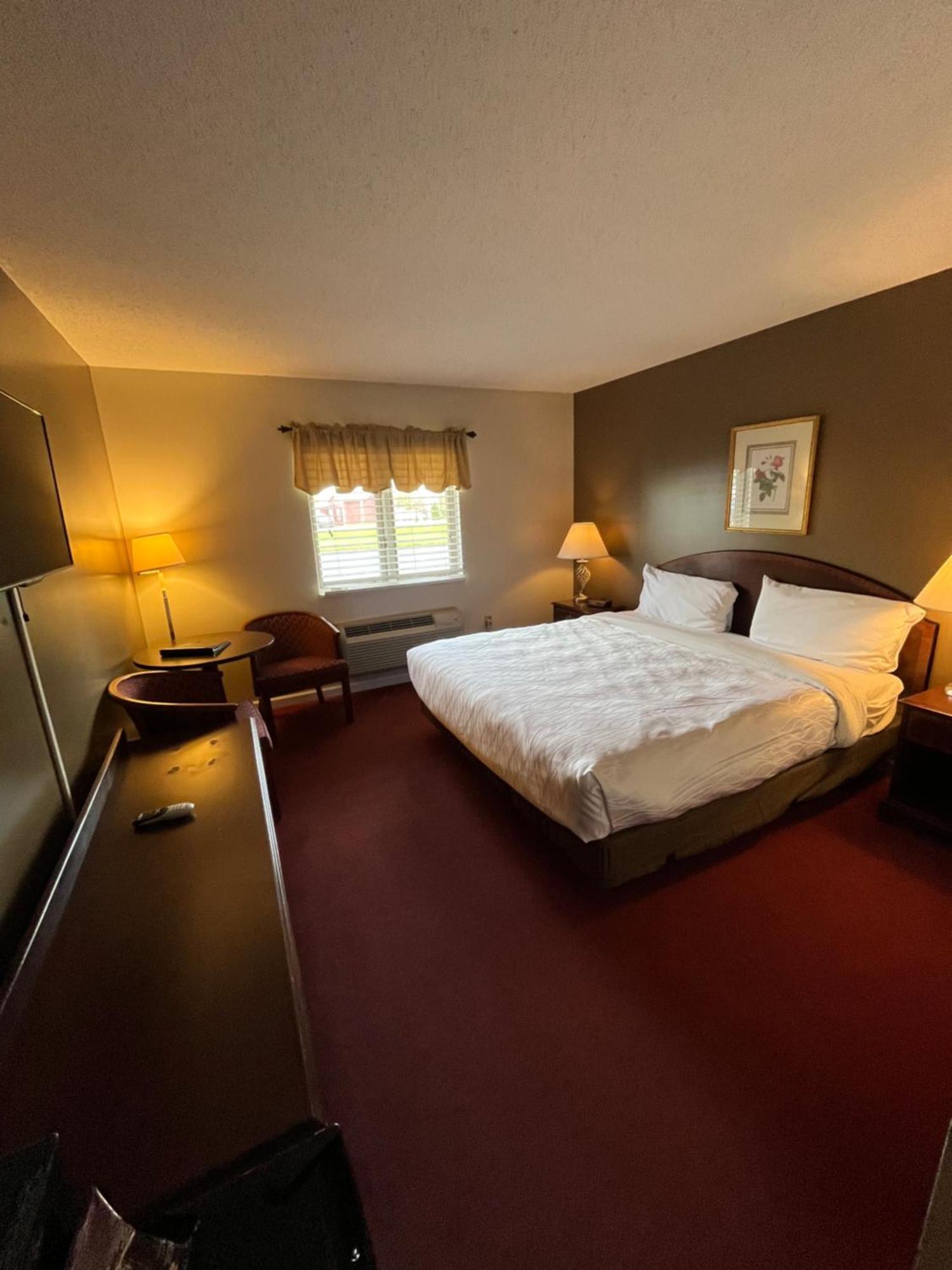 Webb'S Hotel Mayville 외부 사진